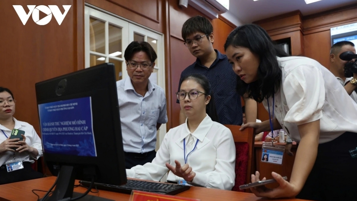 "Hút" người tài về cơ sở, đâu là giải pháp trúng đích?